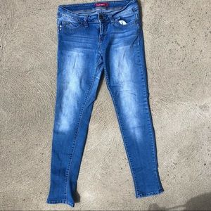 YMI wannabetterbutt jeans